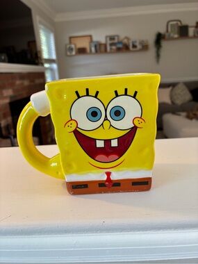 SpongeBob Squarepants Yellow Ceramic Character Mug with Blue Eyes and Brown Trim